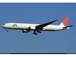 ja8945-japan-airlines-boeing-777-346_Planespotters