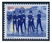 2000 Postfrisk og Stemplet