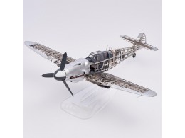 metal-plastic-aircraft-model-messerschmitt-bf-109-