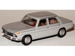 1zu87_BMW_1800_signalgrau_Top_Decoration_Brekina_2