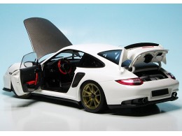 100069406-Minichamps-Porsche-911-GT2-RS-997-2-2010